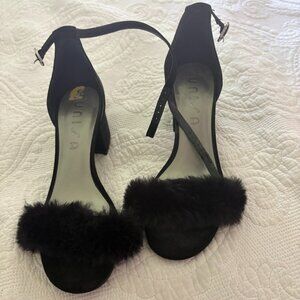 Unisa Black Suede Block Heels w/ Faux Fur Strap | Size 9 | Chic Statement Heels